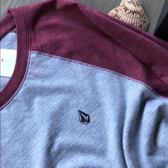 ✌🏼🌺VOLCOM 🌺✌🏼 - Picture 4 of 6